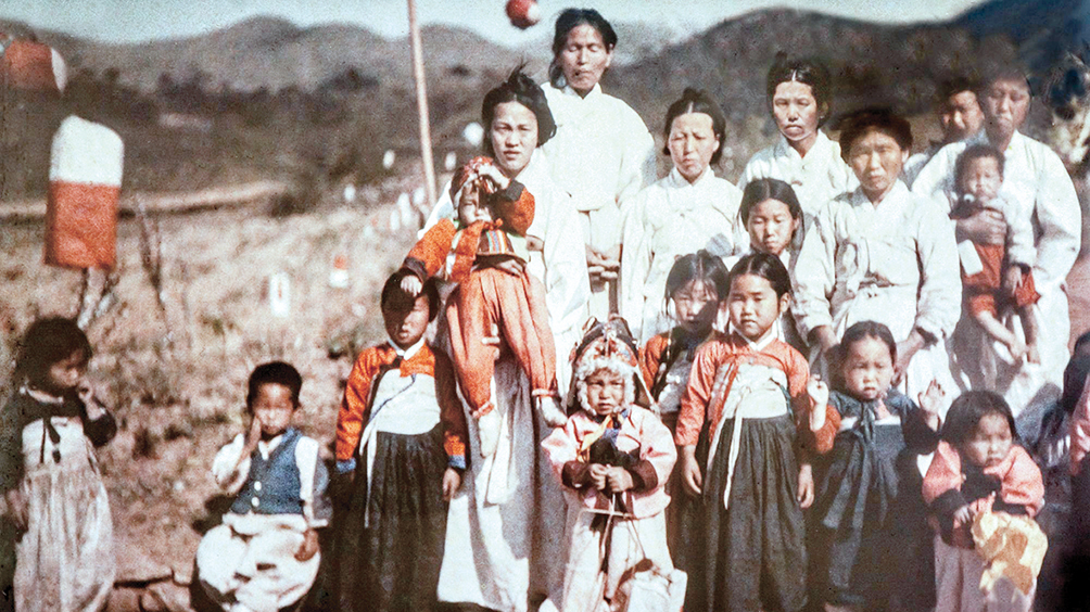 한복, 우리 민족의 예스러운 멋과 조화미 품은 전통의상