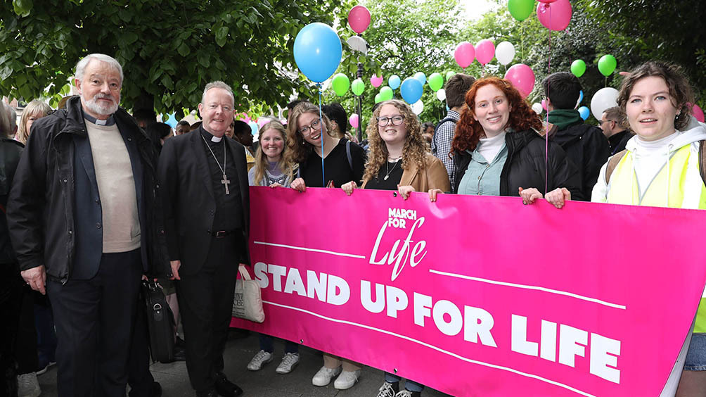 아일랜드, 낙태 합법화 후 5년간 4만 9000명 태아 사라졌다 - 뉴스 썸네일 이미지